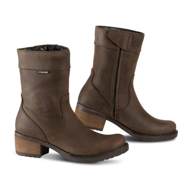 Brown leather women&#39;s motorcycle boots from Falco