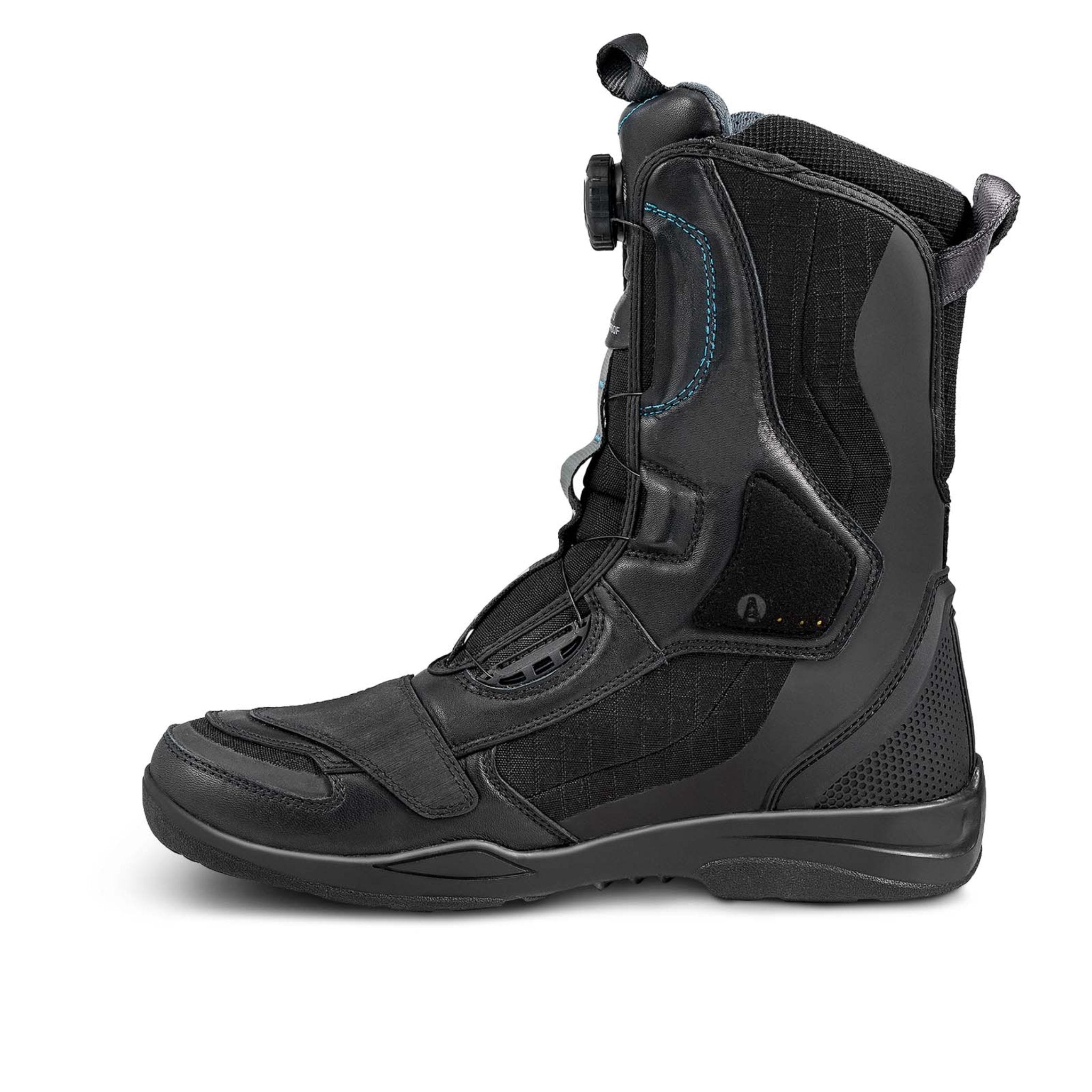 Black women&#39;s motorcycle boot from Shima with blue details 